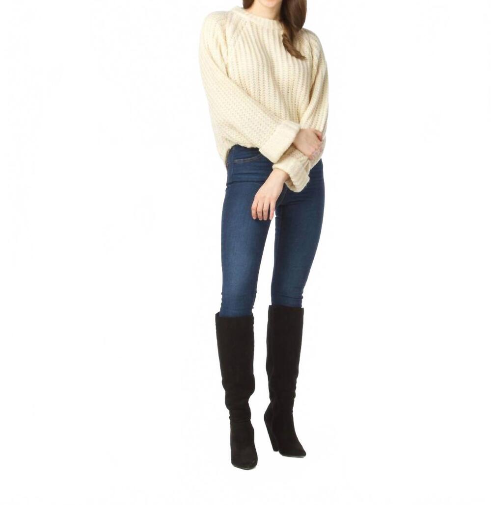 NEW PAPILLON chunky cropped sweater in cream
